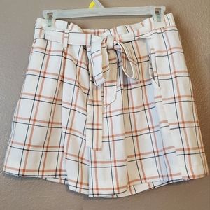 High Waisted Paperbag Plaid Shorts Sz L